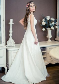 Свадебное платье Т47535. А-силуэт, длинное со шлейфом.