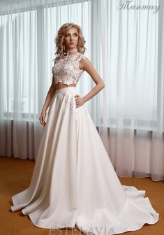 Свадебное платье 170901-E63384. А-силуэт, длинное со шлейфом.