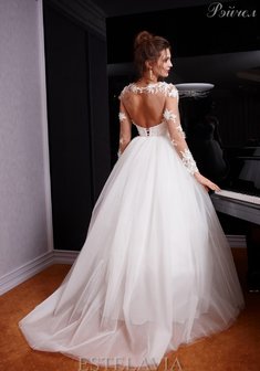 Свадебное платье 170501-E63390. С пышной юбкой, длинное со шлейфом.